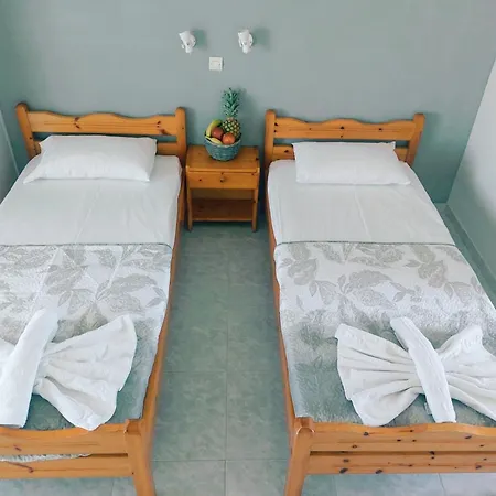 Aquarius Apartmanhotel Laganász
